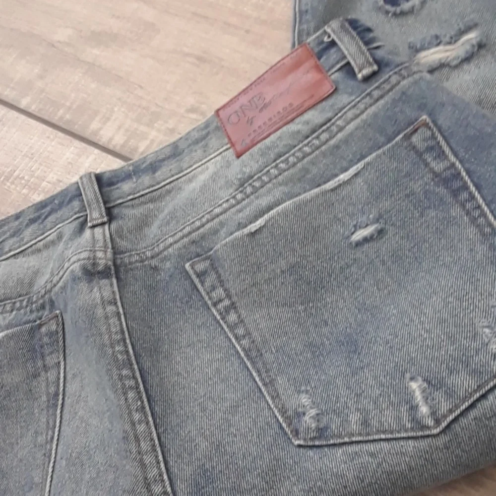 ONE TEASPOON..PAINTED FREEBIRDS..SIZE 28/27... - Picture 7 of 9